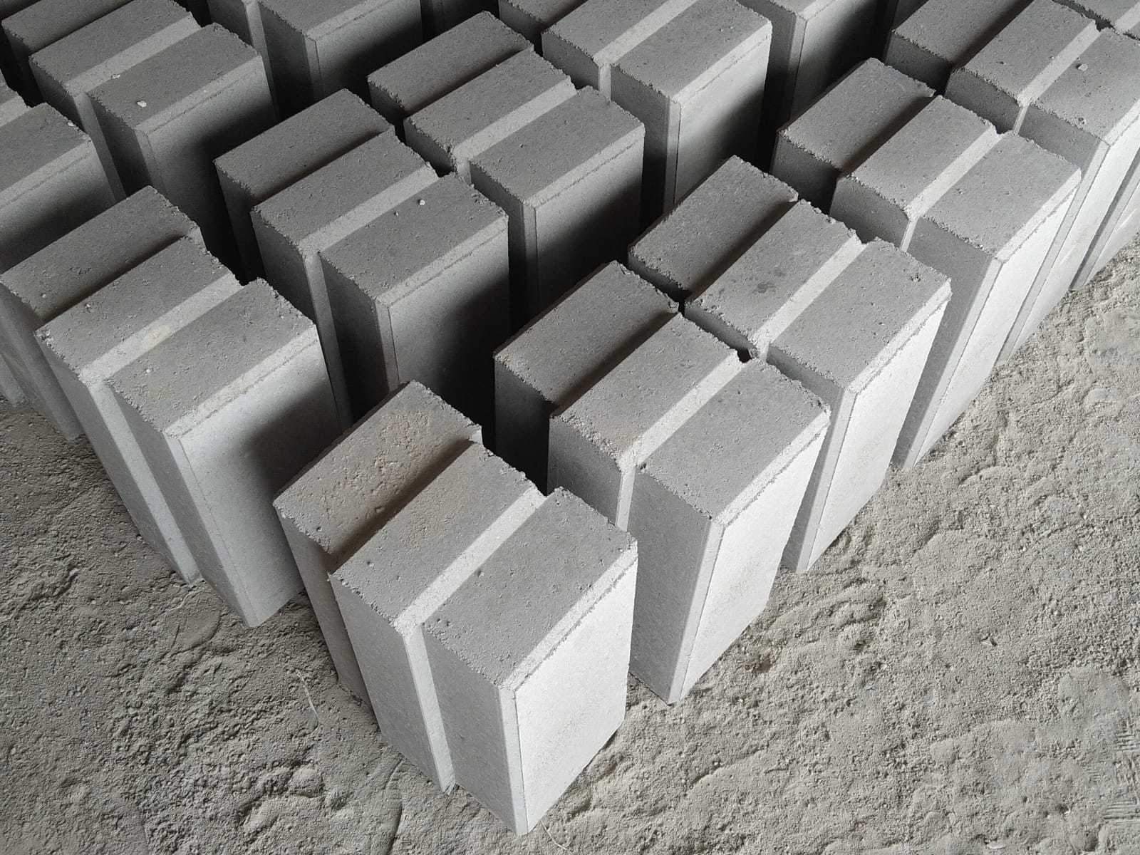 brick-dealers